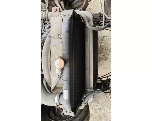 UD/Nissan UD1800CS Intercooler