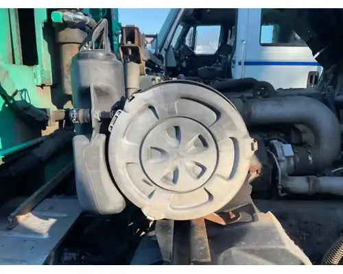 UD/Nissan UD3300 Air Cleaner