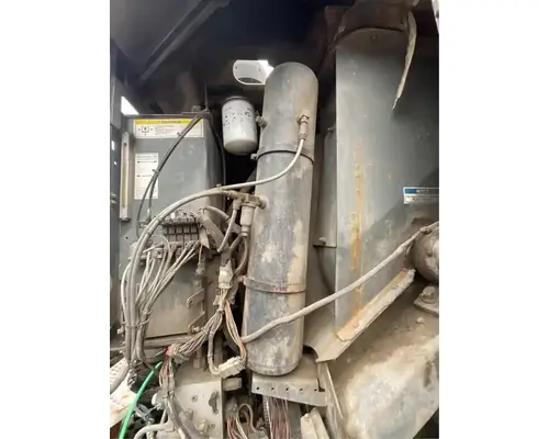 UD/Nissan UD3300 Air Tank