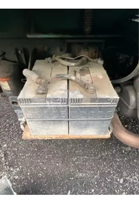 UD/Nissan UD3300 Battery Box