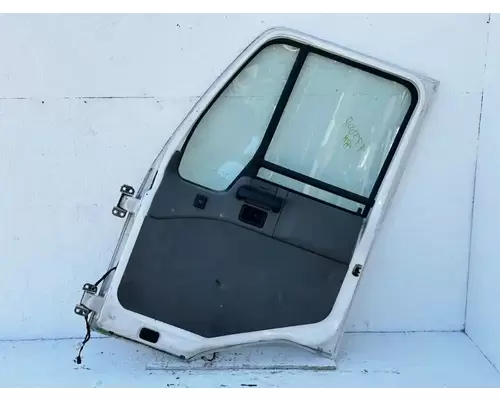 UD/Nissan UD3300 Door Assembly, Front