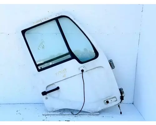 UD/Nissan UD3300 Door Assembly, Front