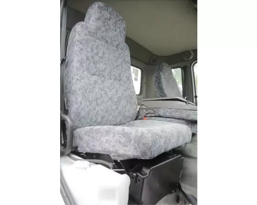 UD/Nissan UD3300 Seat, Front