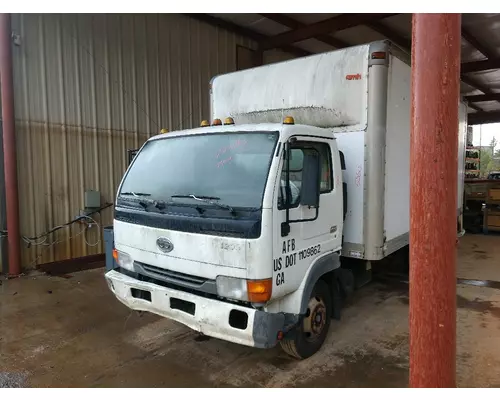 UD TRUCK UD1200 Cab