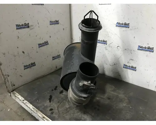 UD TRUCK UD1400 Air Cleaner