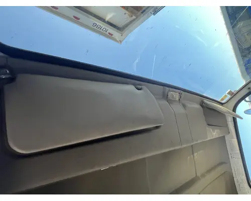 UD TRUCK UD1800 Interior Sun Visor