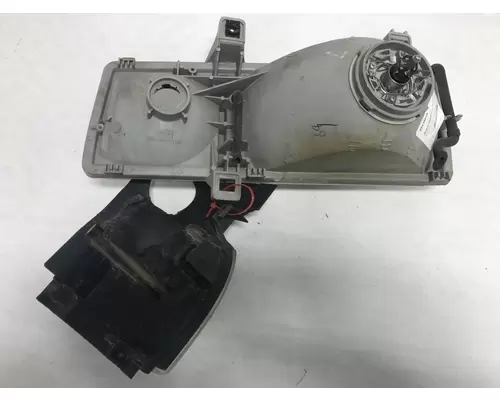 UD TRUCK UD2000 Headlamp Assembly