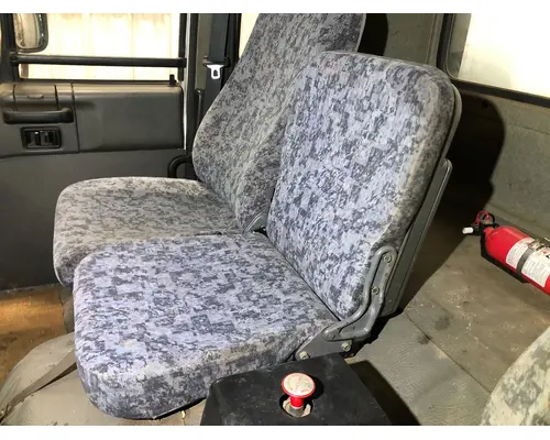UD TRUCK UD2000 Seat (non-Suspension)