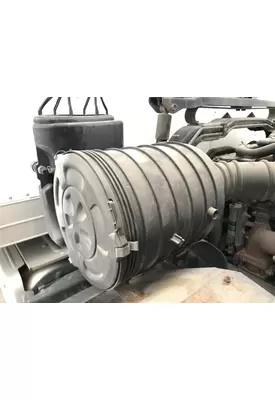 UD TRUCK UD2600 Air Cleaner