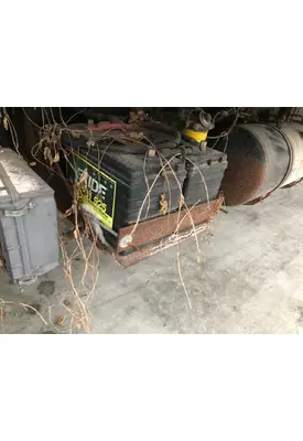 UD TRUCK UD2600 Battery Box