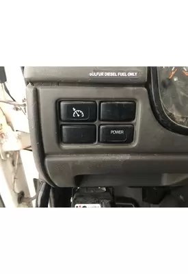 UD TRUCK UD2600 Dash Assembly