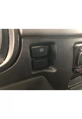 UD TRUCK UD2600 Dash Assembly