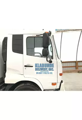 UD TRUCK UD2600 Door Assembly, Front