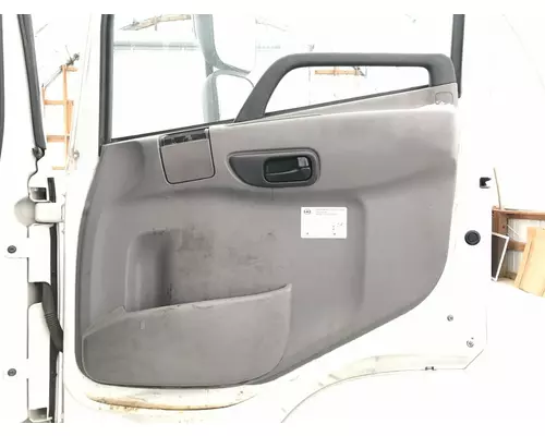 UD TRUCK UD2600 Door Assembly, Front