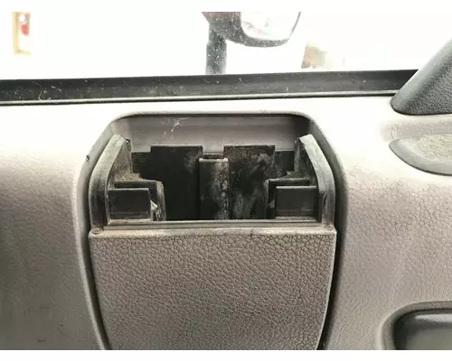 UD TRUCK UD2600 Door Assembly, Front