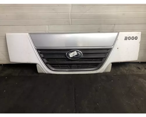 UD TRUCK UD2600 Grille