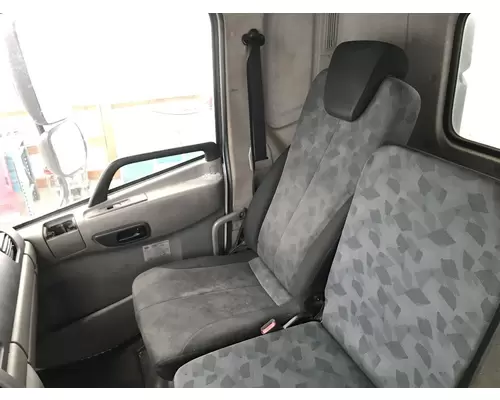 UD TRUCK UD2600 Seat (non-Suspension)