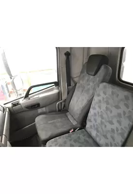 UD TRUCK UD2600 Seat (non-Suspension)