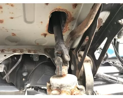 UD TRUCK UD2600 Steering or Suspension Parts, Misc.