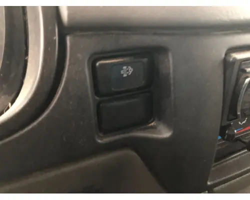 UD UD2600 Dash Panel