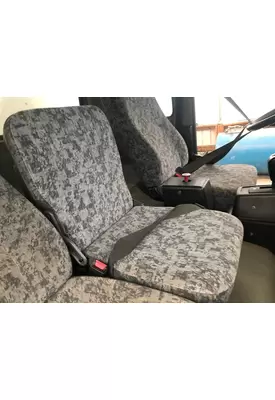 UD UD2600 Seat (non-Suspension)