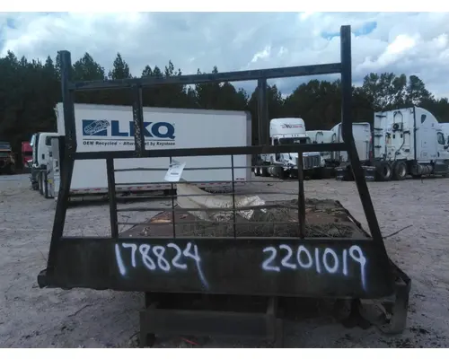 UNIDENTIFIABLE UNIDENTIFIABLE TRUCK BODIES, DUMP BED