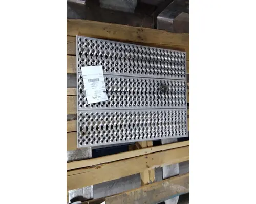 UNIVERSAL ALL DECK (CATWALK) STEP