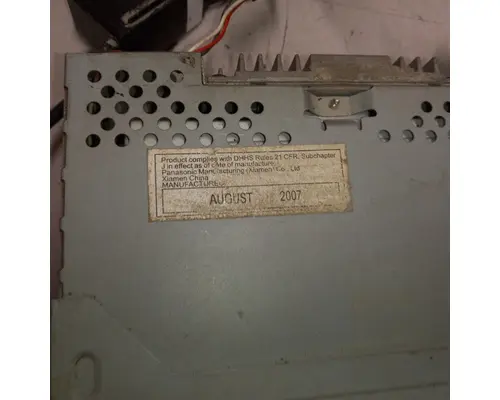 UNIVERSAL UNIVERSAL Radio