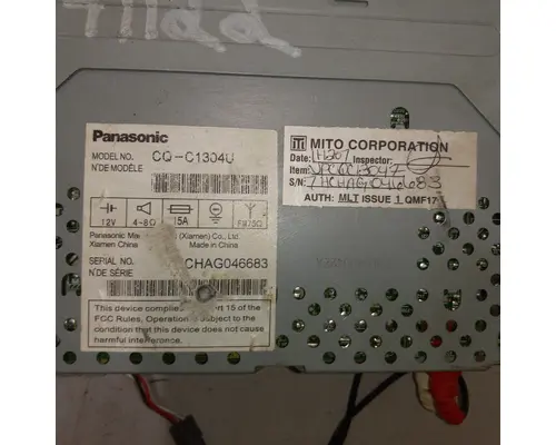 UNIVERSAL UNIVERSAL Radio