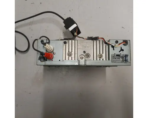 UNIVERSAL UNIVERSAL Radio