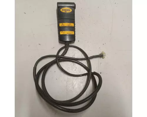 UNIVERSAL UNIVERSAL Wheelchair Lift, Hand Pendant