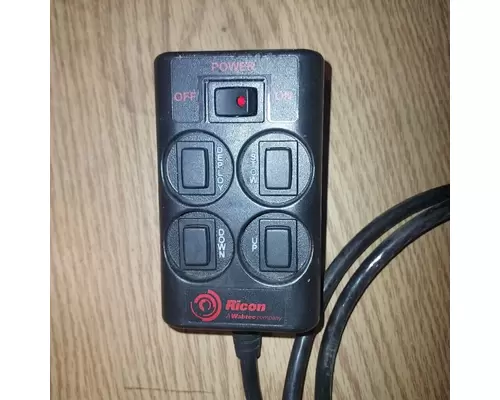 UNIVERSAL UNIVERSAL Wheelchair Lift, Hand Pendant