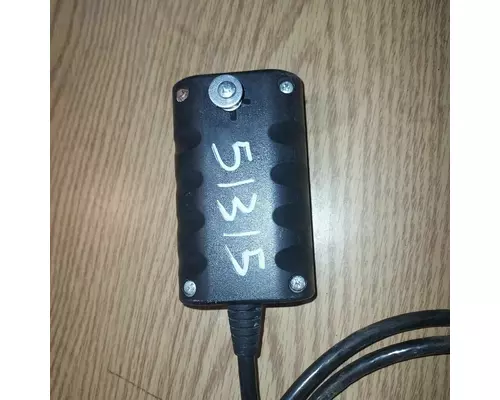UNIVERSAL UNIVERSAL Wheelchair Lift, Hand Pendant