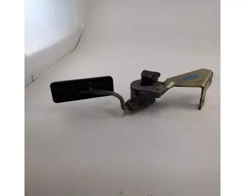 UNIVERSAL  Accelerator Parts