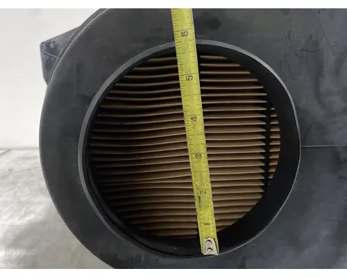 UNIVERSAL  Air Cleaner