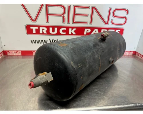 UNIVERSAL  Air Tank