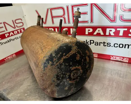 UNIVERSAL  Air Tank