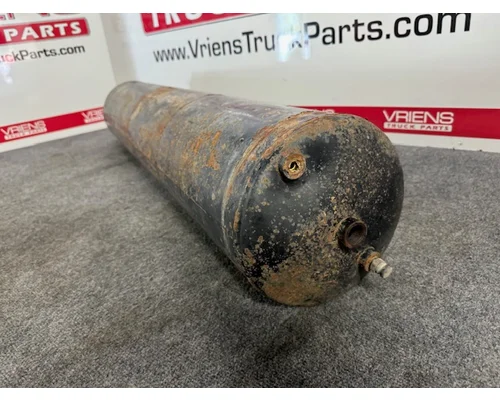 UNIVERSAL  Air Tank