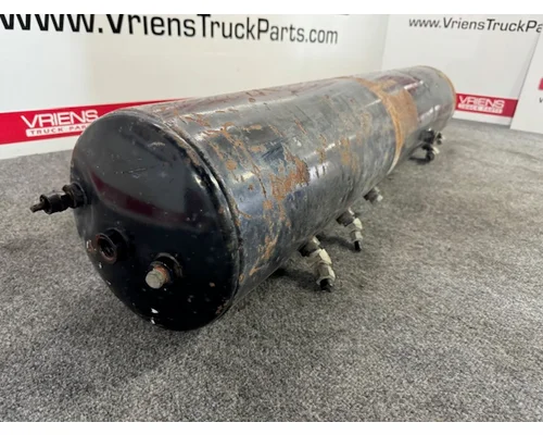 UNIVERSAL  Air Tank