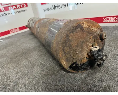 UNIVERSAL  Air Tank