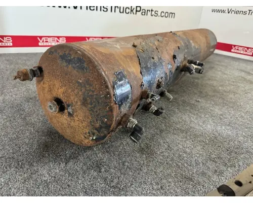 UNIVERSAL  Air Tank