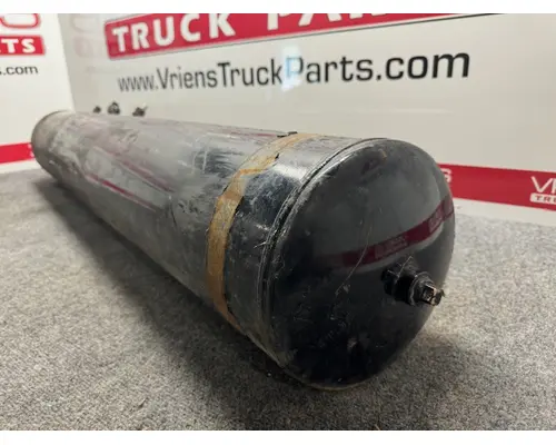 UNIVERSAL  Air Tank
