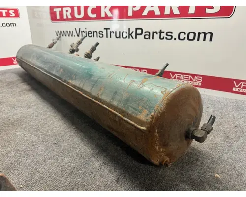 UNIVERSAL  Air Tank