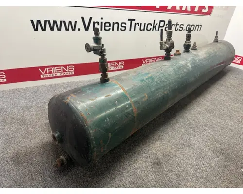 UNIVERSAL  Air Tank
