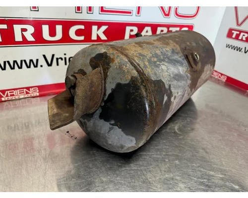 UNIVERSAL  Air Tank
