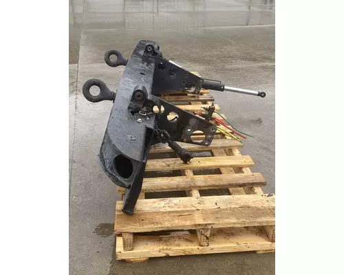 UNIVERSAL  Bumper Assembly, Front