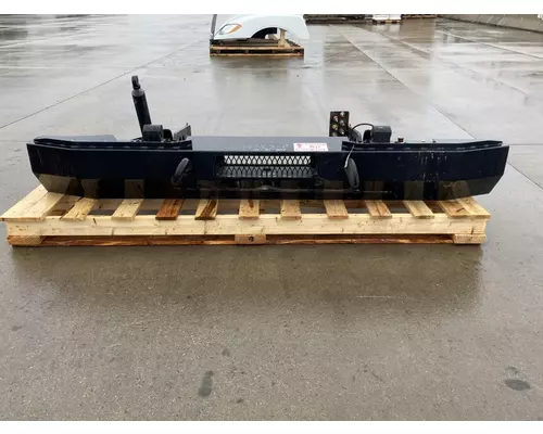 UNIVERSAL  Bumper Assembly, Front