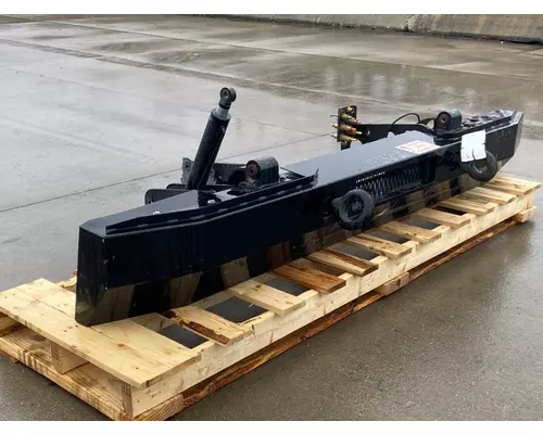 UNIVERSAL  Bumper Assembly, Front