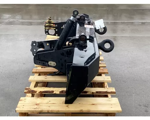 UNIVERSAL  Bumper Assembly, Front