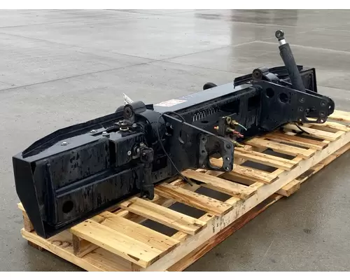 UNIVERSAL  Bumper Assembly, Front